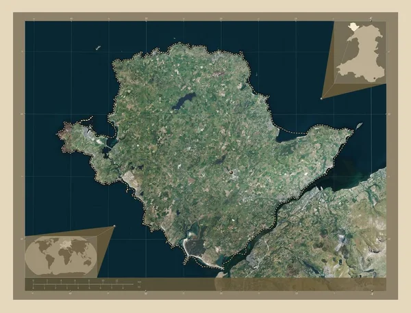 アングルシー島 ウェールズの地域 イギリス 高解像度衛星地図 コーナー補助位置図 — ストック写真