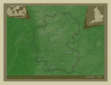 Breckland, İngiltere 'nin metropolitan olmayan bölgesi - Büyük Britanya. Yükseklik haritası göller ve nehirlerle wiki tarzında renklendirilmiş. Bölgenin büyük şehirlerinin yerleri ve isimleri. Köşedeki yedek konum haritaları