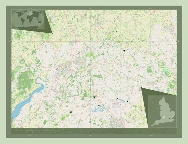 イギリスの首都圏ではないコッツウォルド 英語版 イギリス ストリートマップを開く 地域の主要都市の場所 コーナー補助位置図 — ストック写真