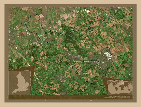 イングランドの大都市圏ではないダコラム イギリス 低解像度衛星地図 地域の主要都市の位置と名前 コーナー補助位置図 — ストック写真