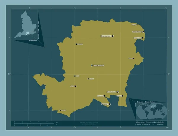 ハンプシャー イングランドの行政郡 イギリス しっかりした色の形 地域の主要都市の位置と名前 コーナー補助位置図 — ストック写真