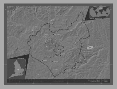 Leicestershire, İngiltere idari kontluğu - Büyük Britanya. Göllü ve nehirli çift katlı yükseklik haritası. Bölgenin büyük şehirlerinin yerleri ve isimleri. Köşedeki yedek konum haritaları
