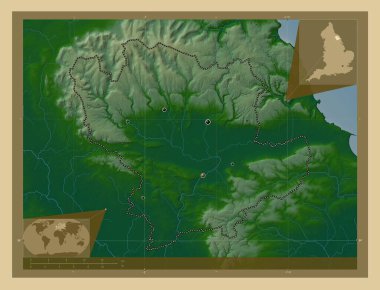 Ryedale, İngiltere 'nin metropolitan olmayan bölgesi, Büyük Britanya. Gölleri ve nehirleri olan renkli yükseklik haritası. Bölgenin büyük şehirlerinin yerleri. Köşedeki yedek konum haritaları