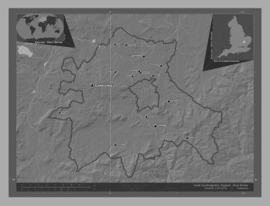 Güney Cambridgeshire, İngiltere 'nin metropolitan olmayan bölgesi - Büyük Britanya. Göllü ve nehirli çift katlı yükseklik haritası. Bölgenin büyük şehirlerinin yerleri ve isimleri. Köşedeki yedek konum haritaları