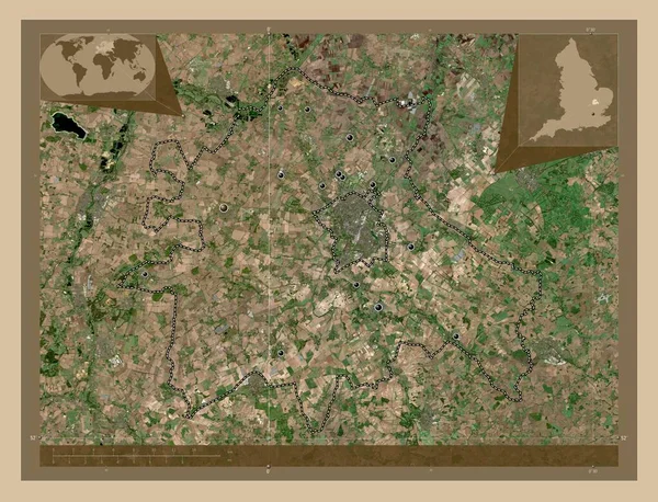 イギリスの首都圏ではない地区 サウス ケンブリッジシャー 英語版 イギリス 低解像度衛星地図 地域の主要都市の場所 コーナー補助位置図 — ストック写真