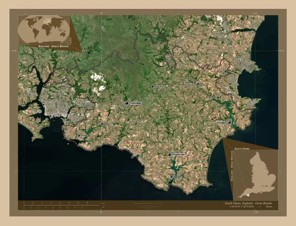 South Hams, İngiltere 'nin metropolitan olmayan bölgesi - Büyük Britanya. Düşük çözünürlüklü uydu. Bölgenin büyük şehirlerinin yerleri ve isimleri. Köşedeki yedek konum haritaları