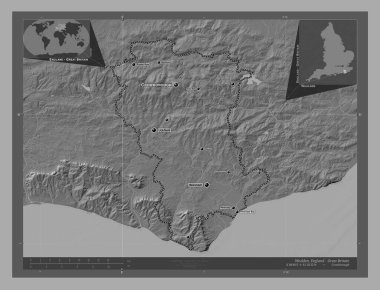 İngiltere 'nin metropolitan olmayan, zengin bölgesi Büyük Britanya. Göllü ve nehirli çift katlı yükseklik haritası. Bölgenin büyük şehirlerinin yerleri ve isimleri. Köşedeki yedek konum haritaları