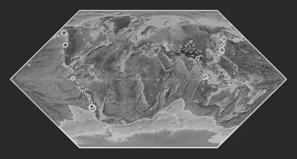 Eckert Projeksiyonunun Meridyen Merkezli Gri Ölçekli Yükseklik Haritasındaki Antarktika Tektonik — Stok fotoğraf