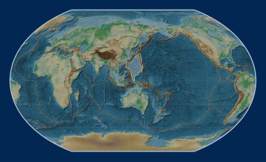 Kavrayskiy VII projeksiyonunun fiziksel yükseklik haritasındaki Filipin Denizi tektonik plakası meridyensel olarak ortalanmıştır. Bilinen volkanların dağılımı