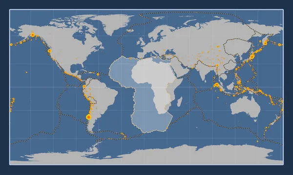 在Patterson圆柱投影的固体等高线图上 非洲板块以子午线为中心 17世纪初以来记录的6 5级以上地震位置 — 图库照片