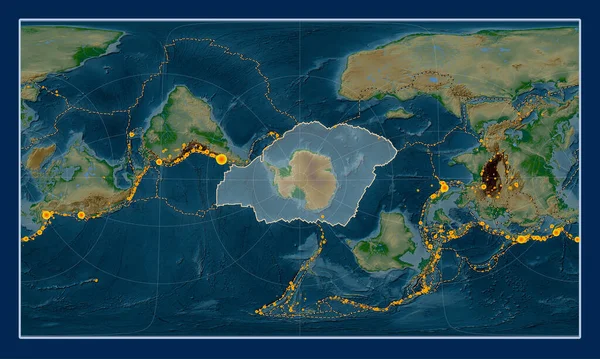 南極のテクトニックプレートは パターソン円筒形オブライク投影図の物理的な標高マップで 水銀と緯度を中心にした 17世紀初頭から記録された6 5以上の地震の場所 — ストック写真