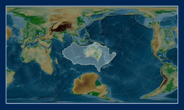 パターソン円筒形オブライク投影の物理的な標高マップ上のオーストラリアのテクトニックプレートは 単独および縦方向に中心に — ストック写真