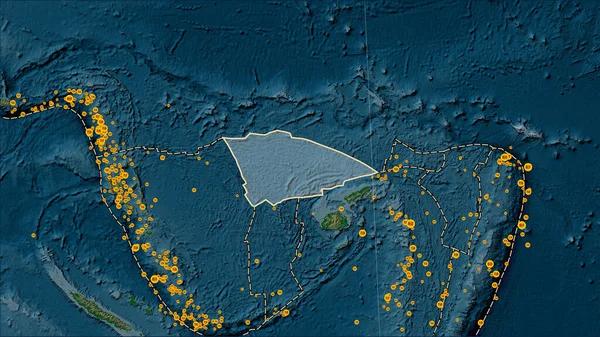 Patterson圆柱 投影的物理高程图上记录的17世纪初以来Balmoral Reef构造板块附近超过6 5级的地震位置 — 图库照片