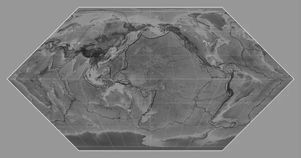エッカート1プロジェクションの世界のグレースケールの地図上のテクトニックプレート境界線 180 経度を中心に — ストック写真