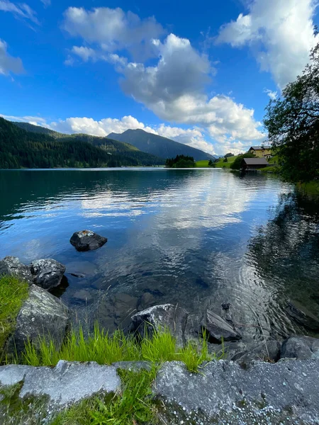 Hermoso Lago Montaña Con Montañas — Foto de Stock