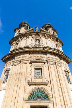 İspanya 'nın Galiçya kentindeki Pontevedra şehrindeki Pilgrim Virgin Kilisesi. Yüksek kalite fotoğraf