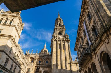 Galiçya 'nın Santiago de Compostela şehrinin Plaza de Platerias ve katedrali. Yüksek kalite fotoğraf