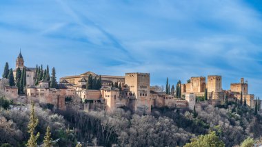 Granada, İspanya, 14 Şubat 2024. Granada, İspanya 'daki anıtsal Alhambra. Yüksek kalite fotoğraf