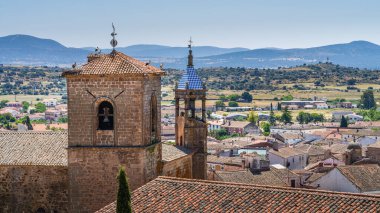 Extremadura, İspanya 'daki Trujillo anıtsal şehrinin manzarası. Yüksek kalite fotoğraf
