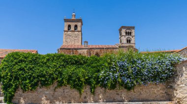 Trujillo anıtı. İspanya, Estremadura 'daki fatihler şehri. Yüksek kalite fotoğraf