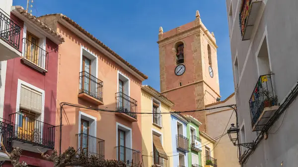 Villajoyosa, Alicante, 16 Şubat 2025. İspanya, Alicante Villajoyosa 'nın manzarası. Yüksek kalite fotoğraf