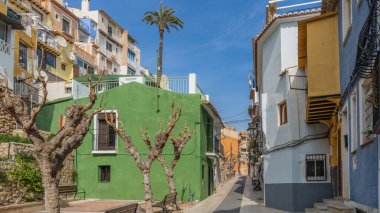 Villajoyosa, İspanya, 21 Şubat 2025 - Villajoyosa, Alicante eyaletinin güzel bir Akdeniz kasabası. Yüksek kalite fotoğraf