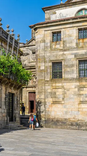 Santiago de Compostela, 20 Haziran 2025. Santiago de Compostela 'daki Plaza de la Quintana, Galiçya' da. Yüksek kalite fotoğraf