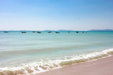 Koh larn, Tayland 'da plaj ve tropikal deniz