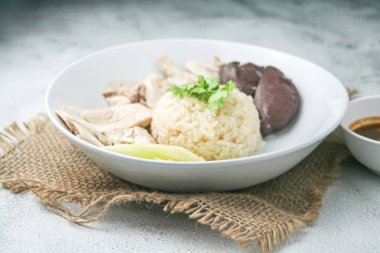 Khao Man Gai, Khao Man Gai Tayland 'ın en sevdiği yemektir..