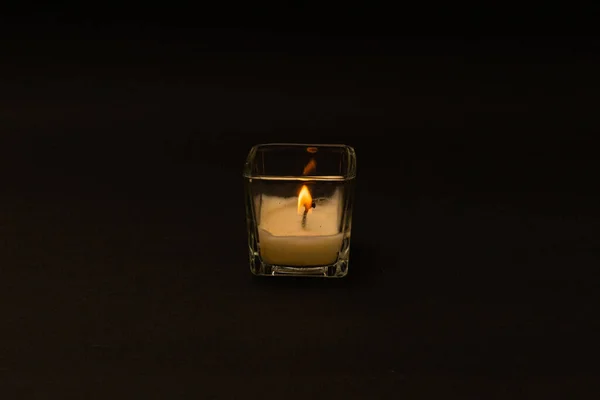 Κερί Γυάλινο Ποτήρι Ζέσεως Μαύρο Φόντο — Φωτογραφία Αρχείου