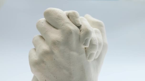 Mains Plâtre Sculpture Tournante Des Mains Homme Une Femme — Video