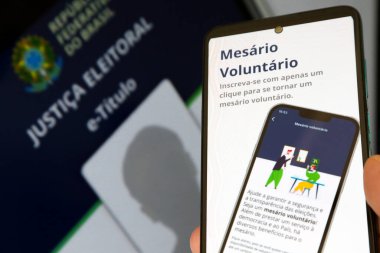 Geçmişi bulanık seçimler için e-başlık uygulaması.