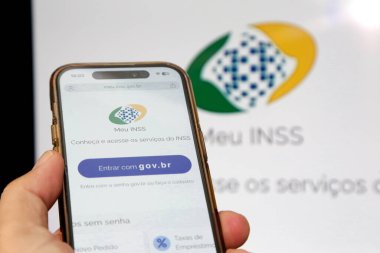 Meu INSS uygulamasının Brezilya hükümetinin sağladığı faydaların arka planında ilaç kullanımı.