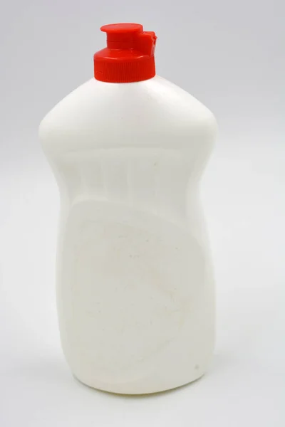 Uma Garrafa Plástico Branco Interessante Com Uma Tampa Vermelha Pacote — Fotografia de Stock