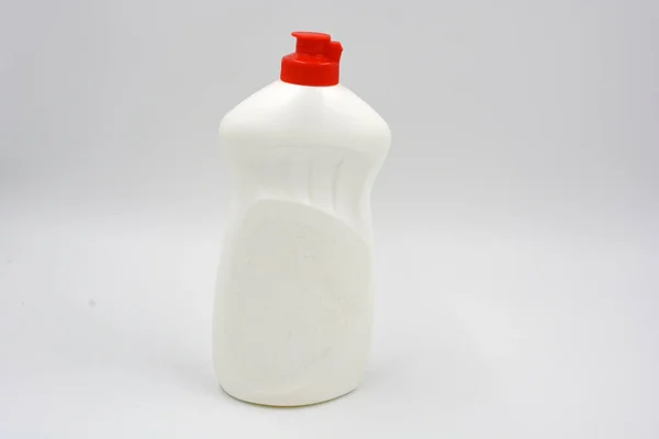 Uma Garrafa Plástico Branco Interessante Com Uma Tampa Vermelha Pacote — Fotografia de Stock