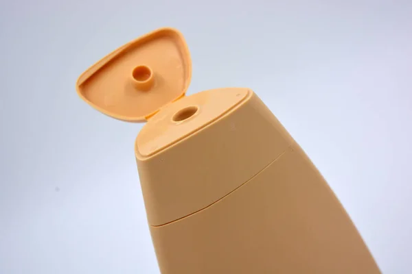 Gyönyörű Barna Műanyag Palack Csomagolás Sampon Testápoló Krém Található Fehér — Stock Fotó