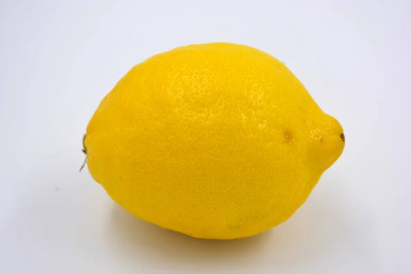 Frutas Maduras Deliciosas Saudáveis Grande Limão Amarelo Organizado Fundo Branco — Fotografia de Stock