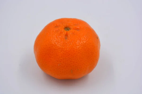 Deliziosi Sani Frutti Maturi Mandarini Dolci Arancioni Situati Uno Sfondo — Foto Stock