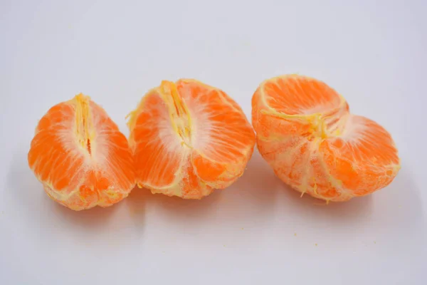 Fruits Frais Mûrs Délicieux Mandarine Orange Pelée Sans Peau Située — Photo