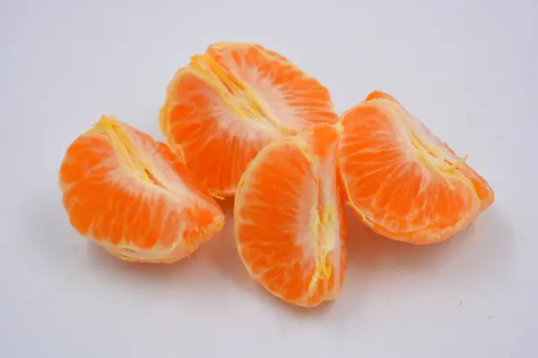 Fruta Fresca Madura Deliciosa Mandarina Naranja Pelada Sin Piel Situada — Foto de Stock