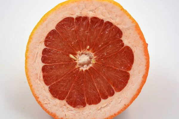 Čerstvé Ovoce Lahodné Zdravé Žluté Červené Zralé Grapefruity Leží Krájené — Stock fotografie