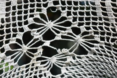 El yapımı, güzel desenler, desenli kumaş örgüsü, beyaz kumaş masa örtüsü, parlak iplikler..