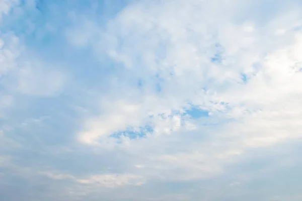 Cloudscape Cielo Natural Con Cielo Azul Nubes Blancas Cielo Utilizar —  Fotos de Stock