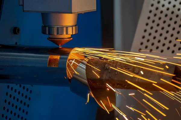 Fiber Laser Cutting Machine Cutting Machine Cut Stainless Steel Tube — Stock Photo, Image