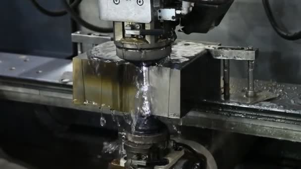 Operation Wire Edm Machine Cutting Die Parts Coolant Fluid Technology — Stock Video