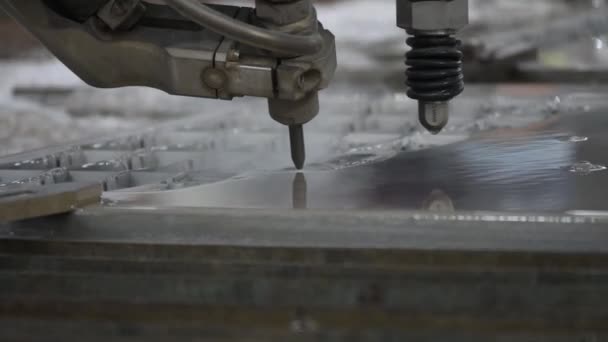 Operation Abrasive Water Jet Cutting Machine Sheet Metal Working Process — Stock Video