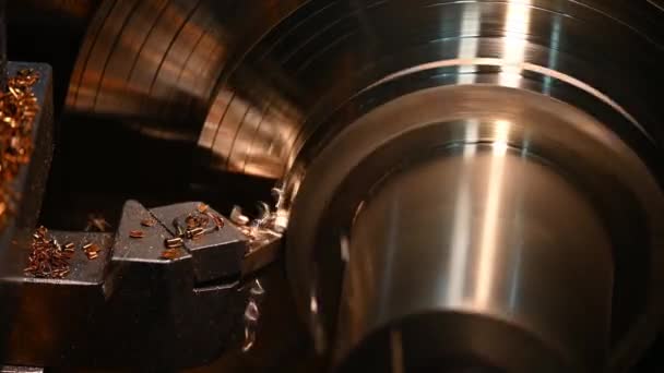 Closeup Scene Lathe Machine Finish Cut Brass Parts Lathe Tools — Vídeo de stock