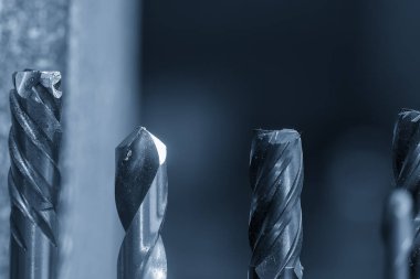 Yakın çekim özel amaçlı matkap aletleri. Delik açma işlemi için kesme aracı.