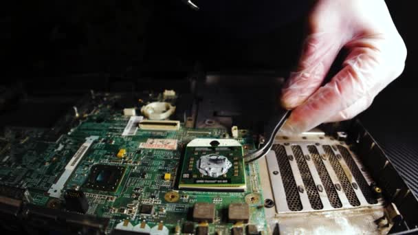 Technische Diagnoses Reparaties Upgrades Van Computers Problemen Met Hardwaresoftware Zorgt — Stockvideo