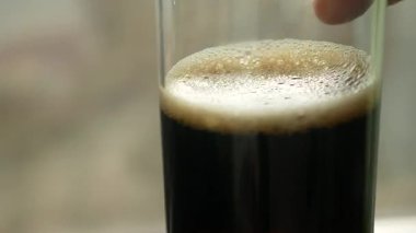 Popüler Köpük Acentası Testi. Laboratuvar Deneyi